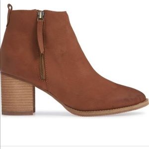 Blondo Nova Waterproof Bootie